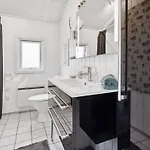 Hjalmsvider - 300m From The Sea By Interhome * Broager