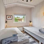 Hjalmsvider - 300m From The Sea By Interhome بيت للعطل *
